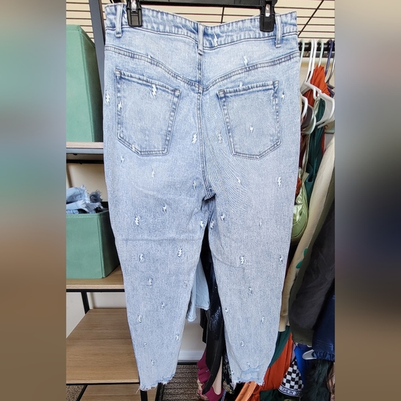 TINSELTOWN Lightning Detail Marble Washed Ankle Skinny Jeans - Picture 3 of 4